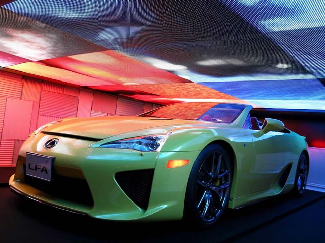 Lexus LFA Roadster Concept представлен в Токио